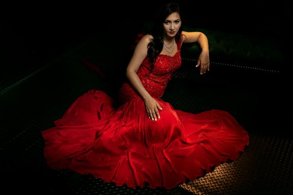 Sarışın Escort