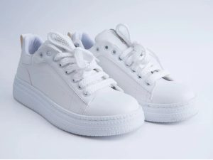 Kadın Beyaz Kalın Taban Sneaker – Günlük Spor Ayakkabı – Bağcıklı Rahat Model